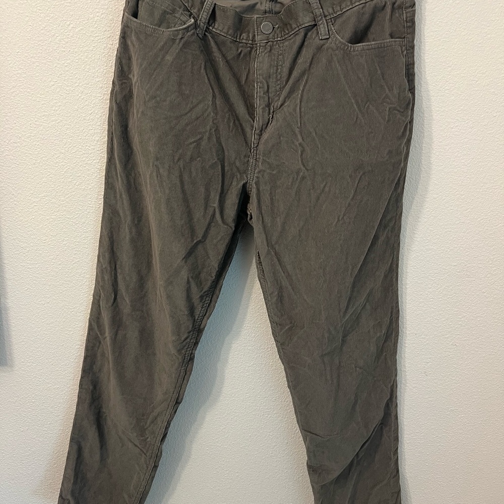 Banana Republic Green Corduroy Chinos Athletic Tapered Fit